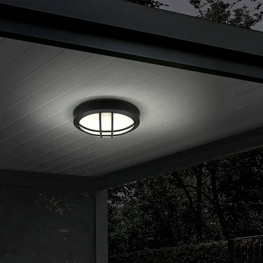LED svítidlo s mřížkou